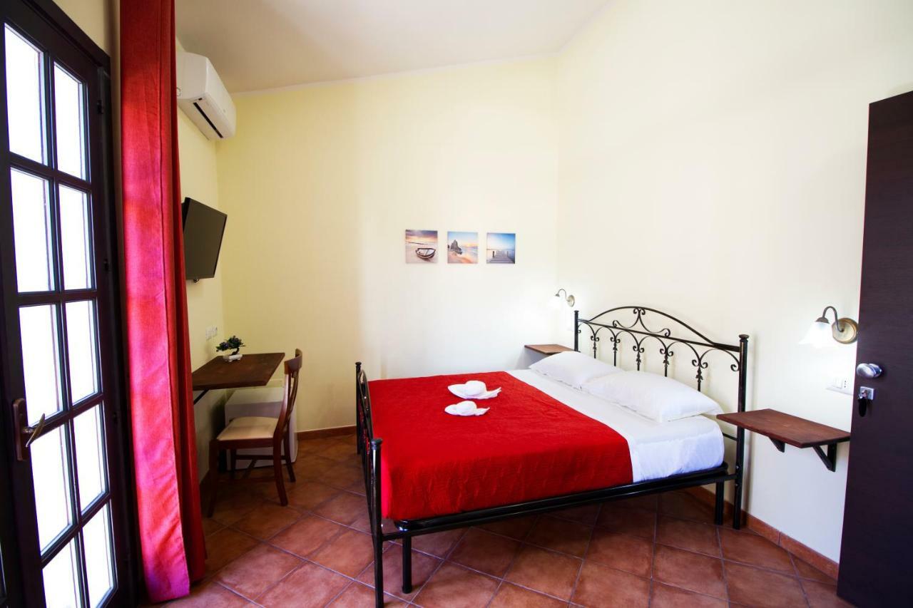 Guest House Capitan Libeccio Tropea Exteriör bild