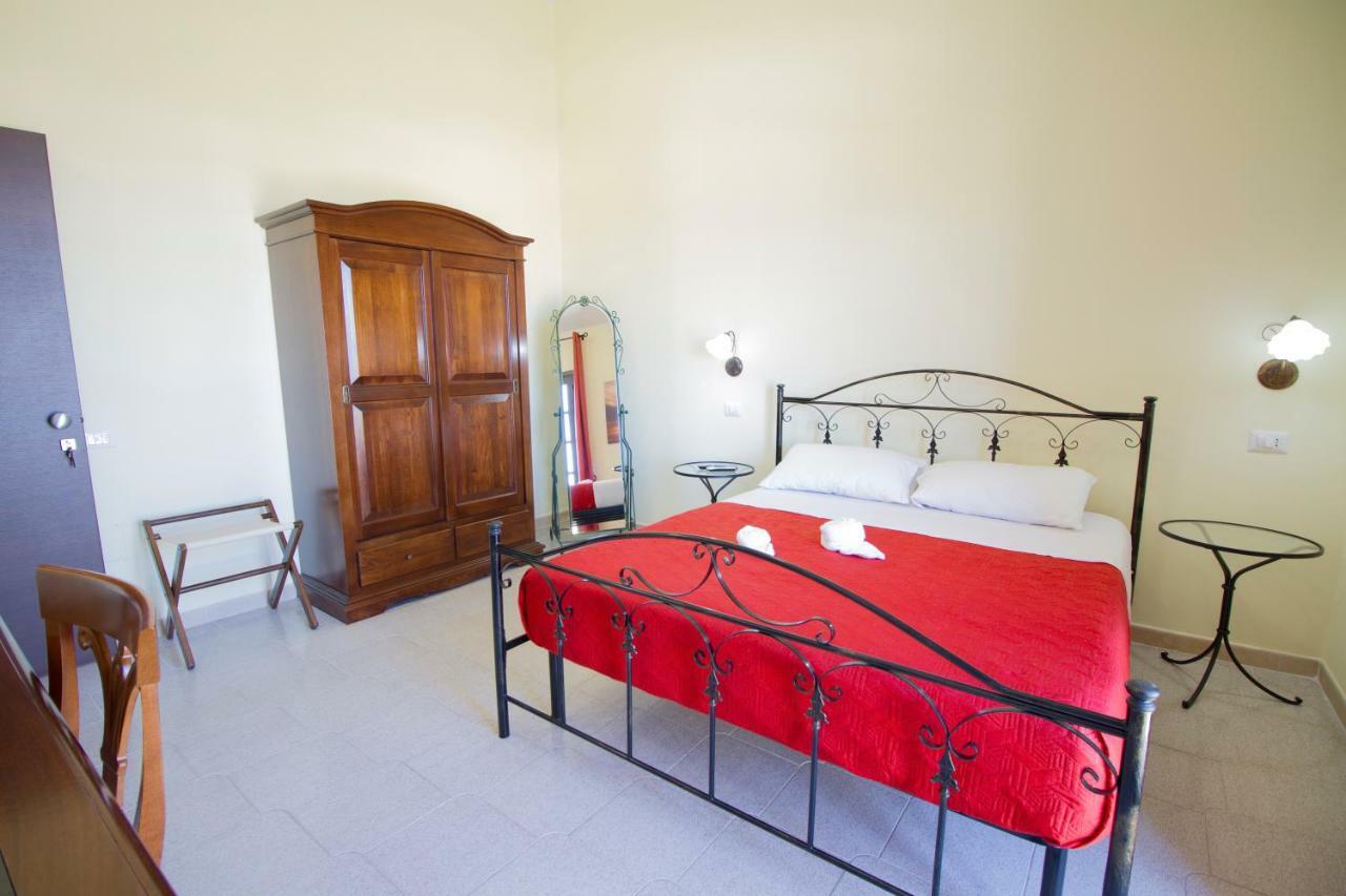 Guest House Capitan Libeccio Tropea Exteriör bild