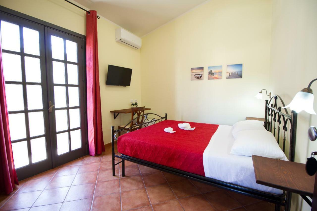 Guest House Capitan Libeccio Tropea Exteriör bild